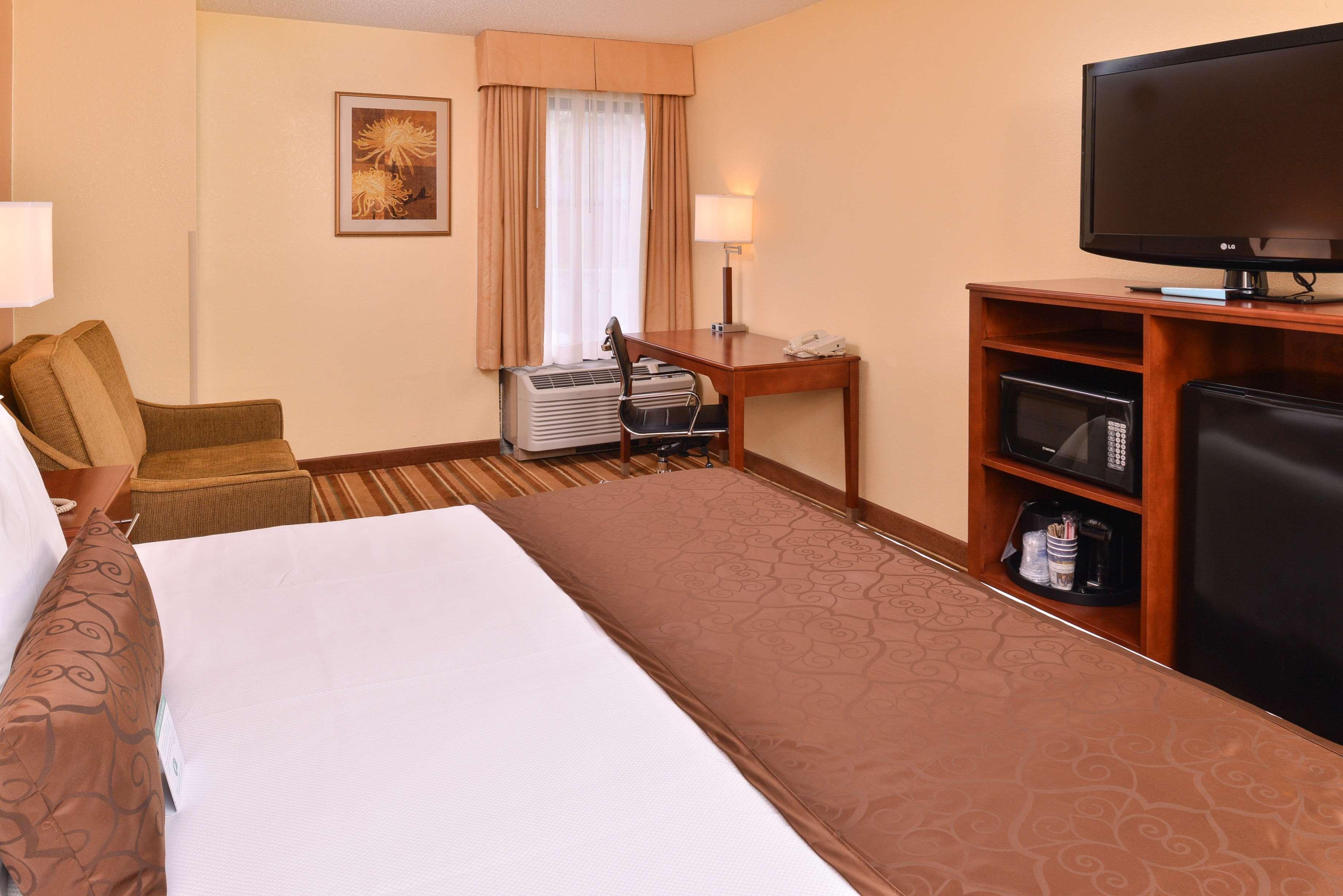 Best Western Plus Richmond Sandston Dış mekan fotoğraf